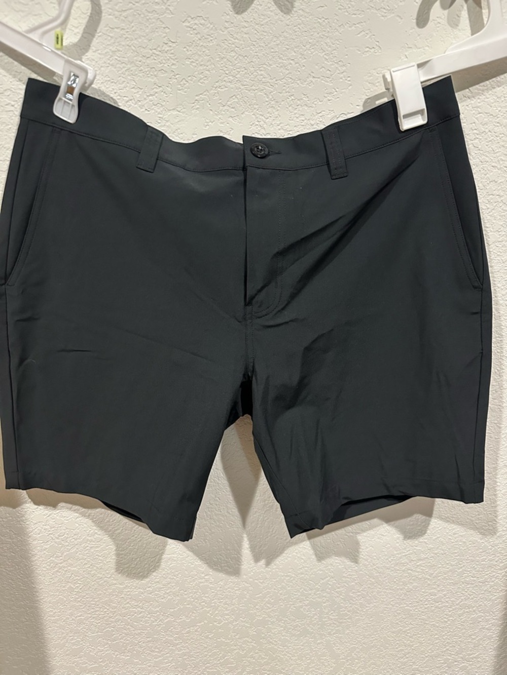 Travis Mathew Black Flat Front Performance Golf Shorts